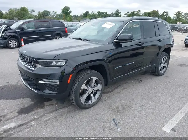 1C4RJYB61P8786035 — 2023 Jeep Grand Cherokee, фото 2 с аукциона IAAI, Задняя часть