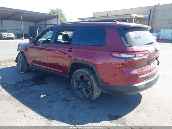 1C4RJKAGXP8817077 — 2023 Jeep Grand Cherokee, фото 3 с аукциона IAAI, Передняя часть