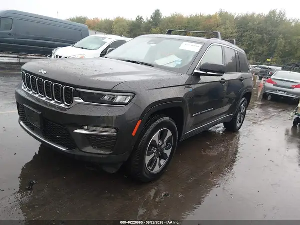 1C4RJYB68P8849227 — 2023 Jeep Grand Cherokee, фото 2 с аукциона IAAI, Подтопление