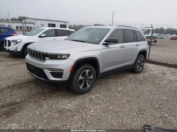 1C4RJYB67RC136660 — 2024 Jeep Grand Cherokee, фото 2 с аукциона IAAI 30.09.2026, Передняя часть справа