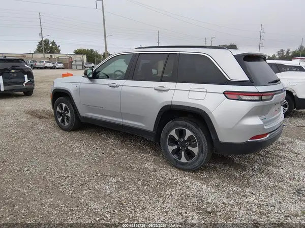 1C4RJYB67RC136660 — 2024 Jeep Grand Cherokee, фото 3 с аукциона IAAI 30.09.2026, Передняя часть справа