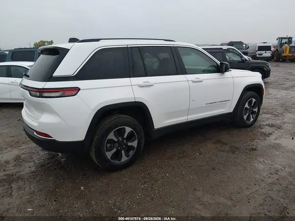 1C4RJYB65RC720748 — 2024 Jeep Grand Cherokee, фото 4 с аукциона IAAI 08.10.2026, Механические повреждения
