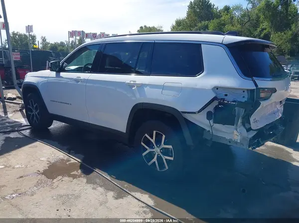1C4RJKBG9R8578512 — 2024 Jeep Grand Cherokee, фото 3 с аукциона IAAI, Задняя часть