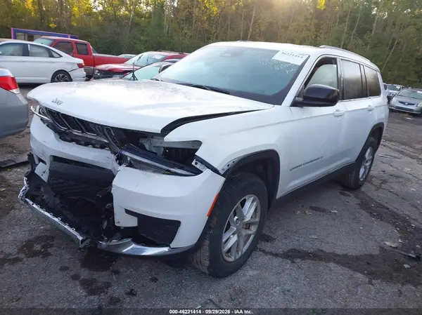 1C4RJKAG4R8623549 — 2024 Jeep Grand Cherokee, фото 2 с аукциона IAAI, Передняя часть