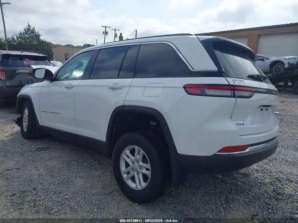 1C4RJGAG9SC334571 — 2025 Jeep Grand Cherokee, фото 3 с аукциона IAAI, Передняя часть
