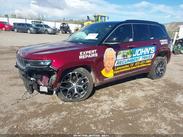 1C4RJHEG8S8724550 — 2025 Jeep Grand Cherokee, фото 2 с аукциона IAAI, Передняя часть