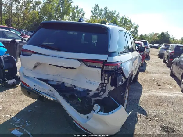 1C4RJHAG6SC274691 — 2025 Jeep Grand Cherokee, фото 4 с аукциона IAAI, Передняя часть