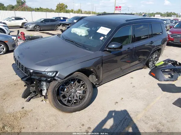 1C4RJKER1T8591047 — 2026 Jeep Grand Cherokee, фото 2 с аукциона IAAI, Передняя часть