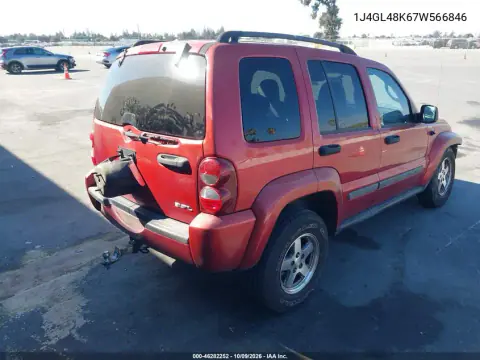 2007 Jeep Liberty Sport VIN 1J4GL48K67W566846 фото 5