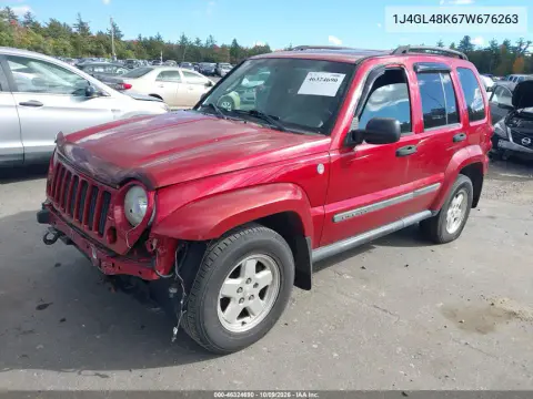 2007 Jeep Liberty Sport VIN 1J4GL48K67W676263 фото 3