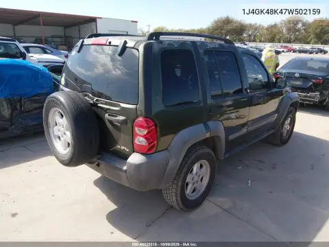 2007 Jeep Liberty Sport VIN 1J4GK48K47W502159 фото 4