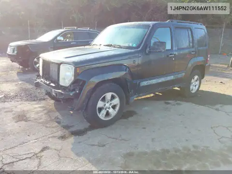 2010 Jeep Liberty Sport VIN 1J4PN2GK6AW111552 фото 3