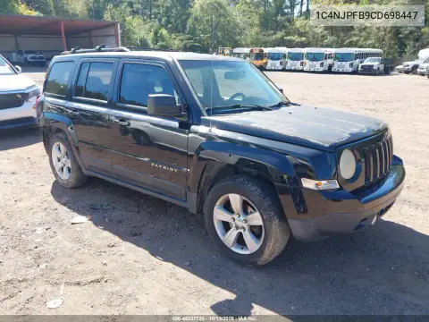1C4NJPFB9CD698447 — 2012 Jeep Liberty (Patriot), Сзади, фото до ремонта