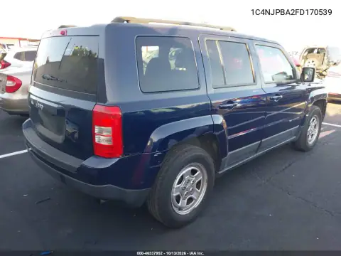1C4NJPBA2FD170539 — 2015 Jeep Liberty (Patriot), фото 4 с аукциона IAAI, Боковая часть