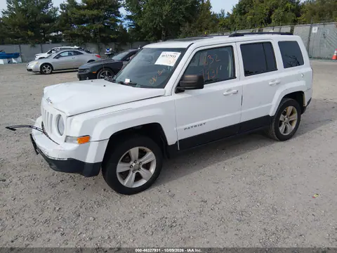 2016 Jeep Patriot Latitude VIN 1C4NJRFB9GD668303 фото 2