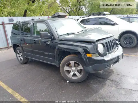1C4NJRFBXGD658573 — 2016 Jeep Liberty (Patriot), Передняя часть, фото до ремонта
