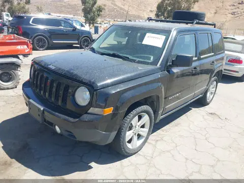 2014 Jeep Patriot Latitude VIN 1C4NJRFB2ED659293 фото 2