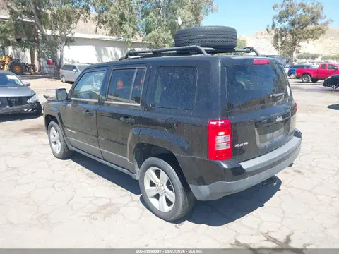 2014 Jeep Patriot Latitude VIN 1C4NJRFB2ED659293 фото 3