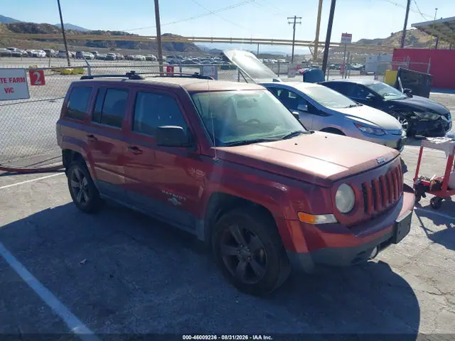 1C4NJPFB5ED587283 — 2014 Jeep Patriot Latitude, Задняя часть (Rear), фото до ремонта