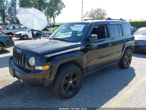 2014 Jeep Patriot Latitude VIN 1C4NJRFB1ED501754 фото 2