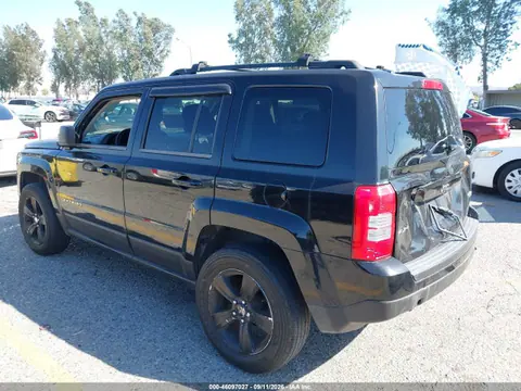 2014 Jeep Patriot Latitude VIN 1C4NJRFB1ED501754 фото 3