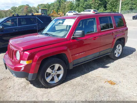 2015 Jeep Patriot Latitude VIN 1C4NJRFB0FD214438 фото 2