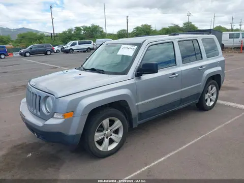 2016 Jeep Patriot Latitude VIN 1C4NJPFA6GD633357 фото 2