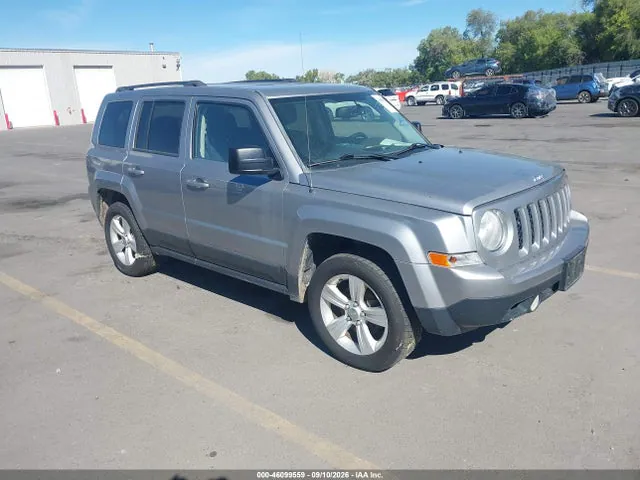 2016 Jeep Patriot Latitude VIN 1C4NJRFB9GD613849 фото 1