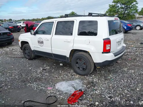 2014 Jeep Patriot Sport VIN 1C4NJPBA5ED502780 фото 3
