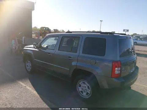 2014 Jeep Patriot Sport VIN 1C4NJRBB8ED558183 фото 3