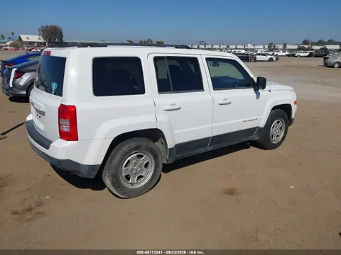2014 Jeep Patriot Sport VIN 1C4NJPBA2ED774932 фото 4