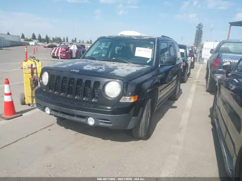 2014 Jeep Patriot Sport VIN 1C4NJPBA5ED842799 фото 2