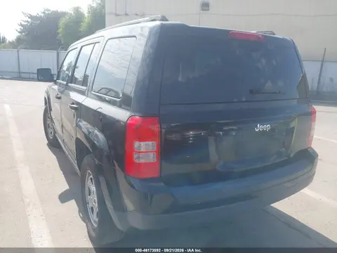 2014 Jeep Patriot Sport VIN 1C4NJPBA5ED842799 фото 3