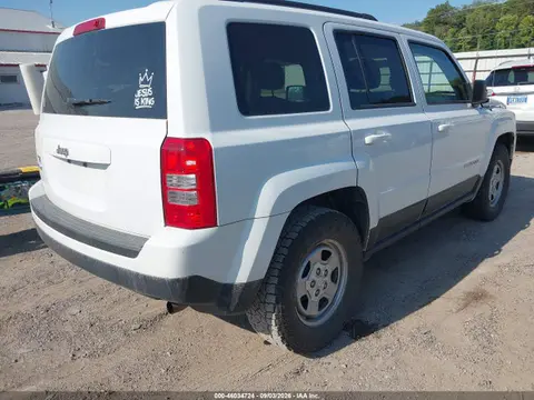 2015 Jeep Patriot Sport VIN 1C4NJRBBXFD283403 фото 4