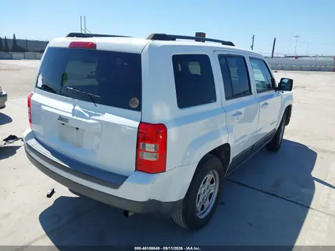 2015 Jeep Patriot Sport VIN 1C4NJPBA0FD285060 фото 4