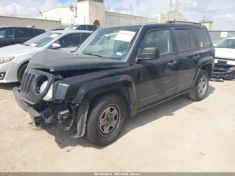 2015 Jeep Patriot Sport VIN 1C4NJPBB3FD203797 фото 2