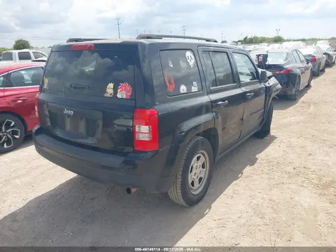 2015 Jeep Patriot Sport VIN 1C4NJPBB3FD203797 фото 4