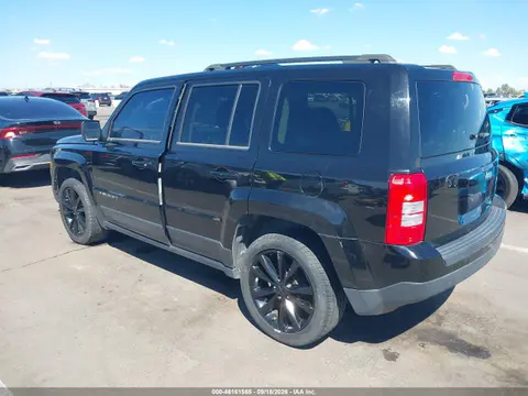2015 Jeep Patriot Sport VIN 1C4NJPBB2FD386884 фото 3