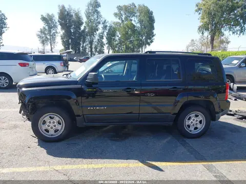 2015 Jeep Patriot Sport VIN 1C4NJPBA8FD247155 фото 15