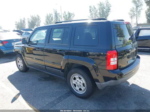 2015 Jeep Patriot Sport VIN 1C4NJPBA8FD247155 фото 3