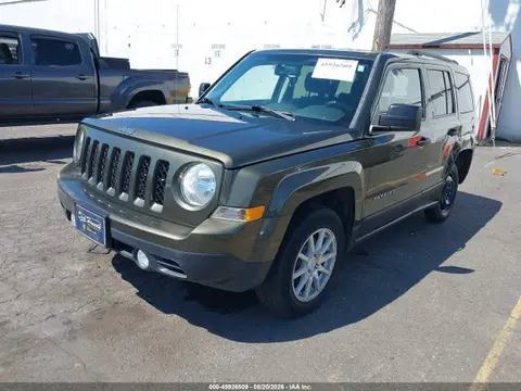 2016 Jeep Patriot Sport VIN 1C4NJPBB2GD548529 фото 2