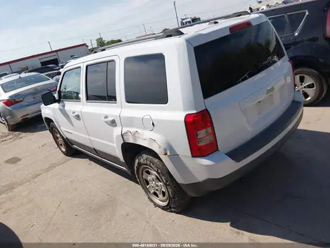 2016 Jeep Patriot Sport VIN 1C4NJPBB0GD810211 фото 3