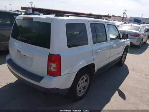 2016 Jeep Patriot Sport VIN 1C4NJPBB0GD810211 фото 4