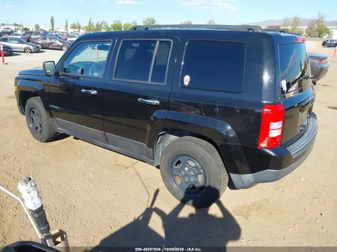2016 Jeep Patriot Sport VIN 1C4NJPBA1GD527937 фото 3