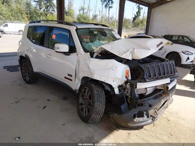 ZACCJABT3GPE39706 — 2016 Jeep Renegade 75TH Anniversary, Передняя часть справа (Right Front), фото до ремонта