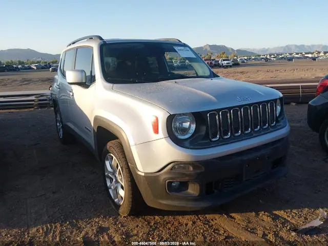 ZACCJBBB1HPG28207 — 2017 Jeep Renegade Latitude 4X4, Естественный износ (Normal Wear & Tear), фото до ремонта
