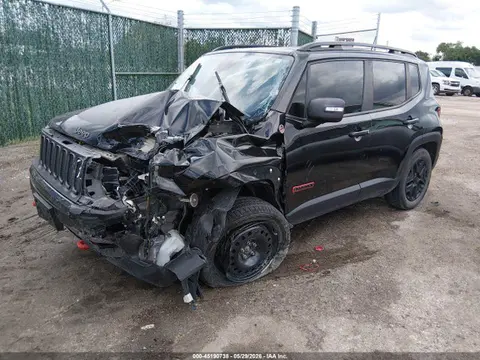 2018 Jeep Renegade Trailhawk 4x4 VIN ZACCJBCB6JPH15833 фото 2