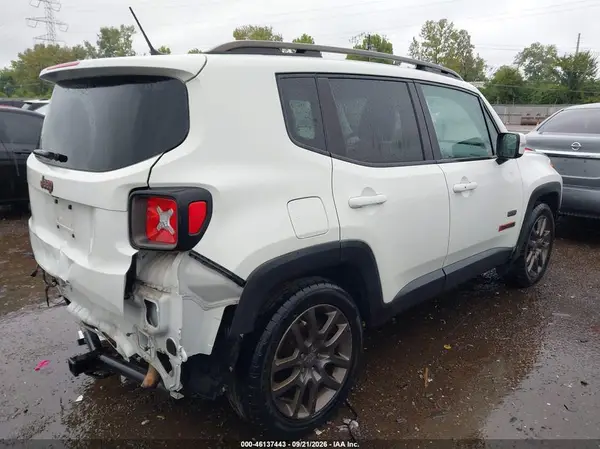 ZACCJABT7GPD12604 — 2016 Jeep Renegade, фото 4 с аукциона IAAI 09.10.2026, Повреждения со всех сторон