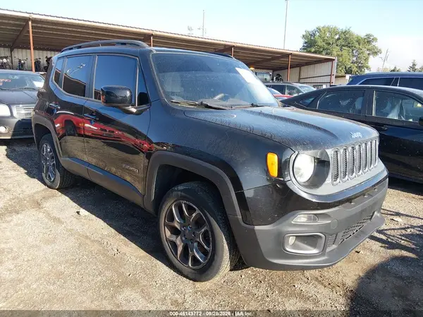ZACCJBBTXGPD51161 — 2016 Jeep Renegade, Задняя часть (Rear), фото до ремонта