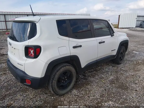 ZACCJBAW6GPE18415 — 2016 Jeep Renegade, фото 4 с аукциона IAAI, Естественный износ